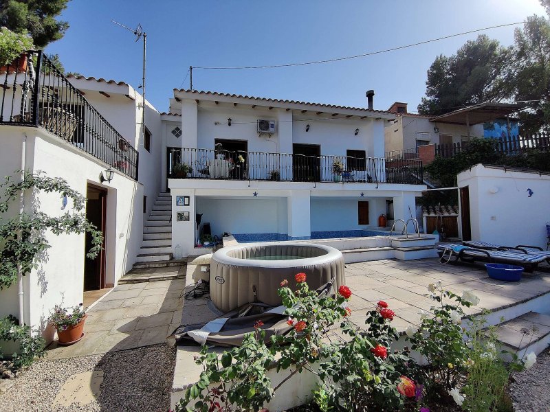 3 Bedroom 2 Bathroom Country house in Monovar
