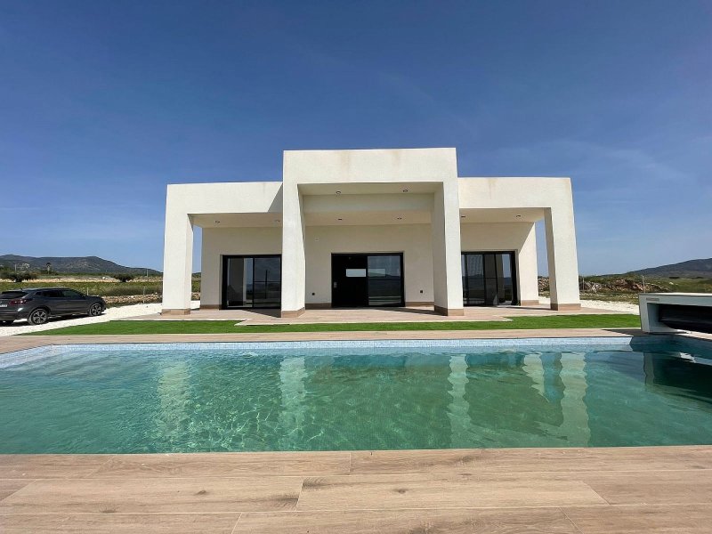 4 Bedroom 2 Bathroom Villa in Aspe
