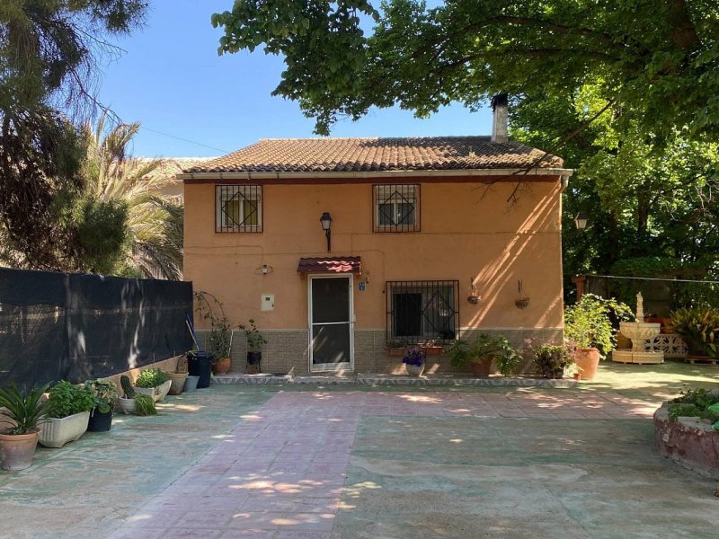 6 Bedroom 2 Bathroom Country house in Chinorlet