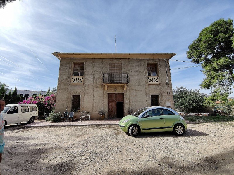 5 Bedroom 1 Bathroom Country house in Novelda